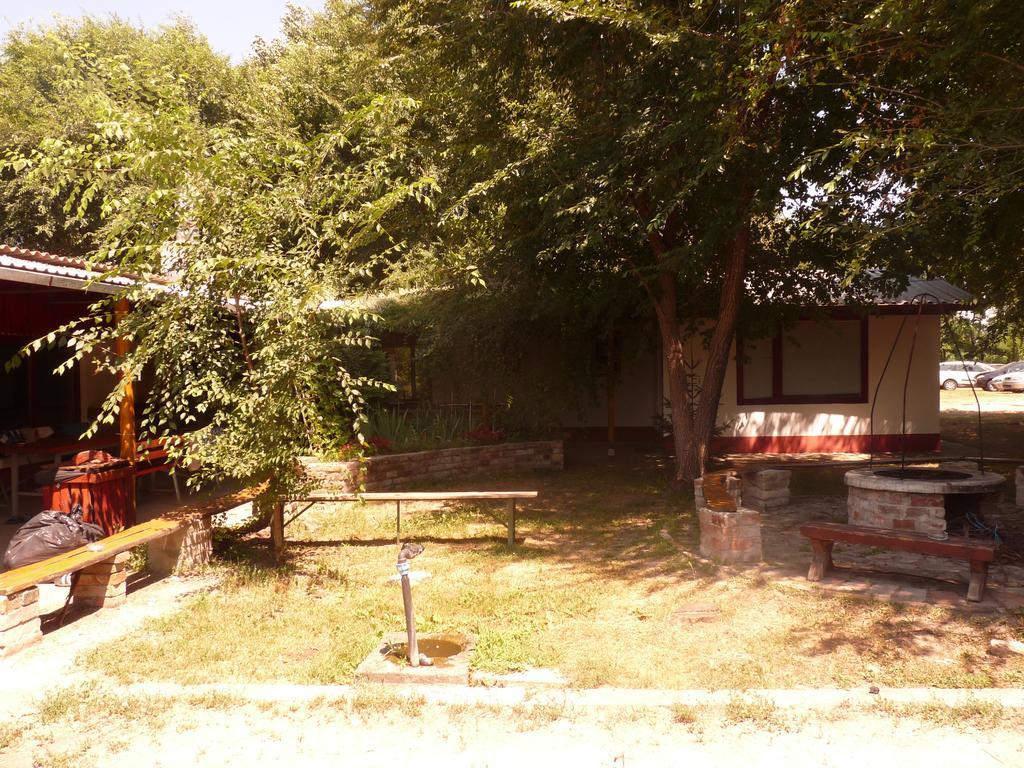 Dobo Tanya Villa Roszke Dış mekan fotoğraf