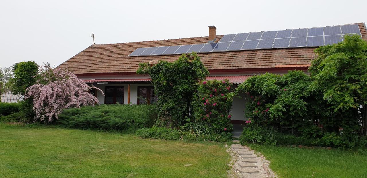 Dobo Tanya Villa Roszke Dış mekan fotoğraf